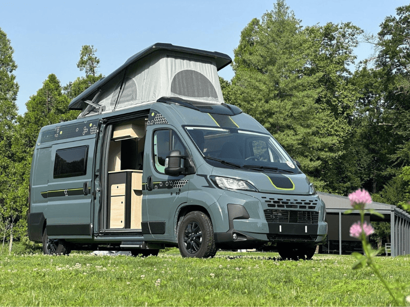 lescamping-cars.com - Le site de référence pour tout savoir sur les camping-cars et fourgons aménagés